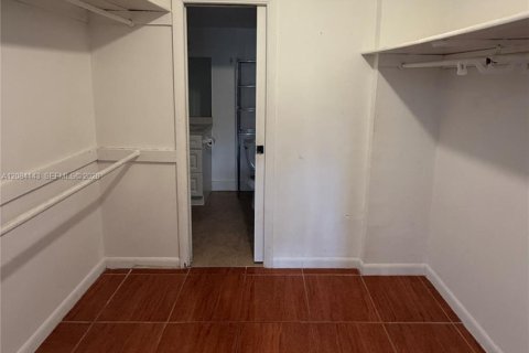Appartement à louer à Miami, Floride: 1 chambre, 60.67 m2 № 2350750 - photo 9