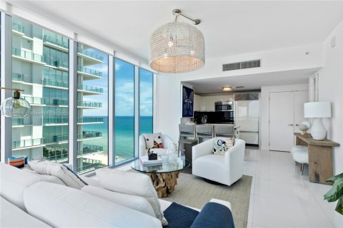 Condominio en alquiler en Miami Beach, Florida, 1 dormitorio, 76.18 m2 № 1935053 - foto 5