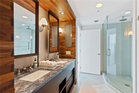 Condominio en alquiler en Miami Beach, Florida, 1 dormitorio, 76.18 m2 № 1935053 - foto 12