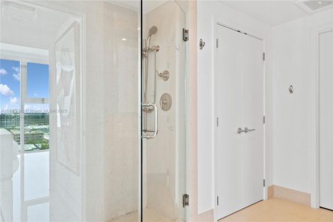 Condominio en alquiler en Miami Beach, Florida, 1 dormitorio, 76.18 m2 № 1935053 - foto 11