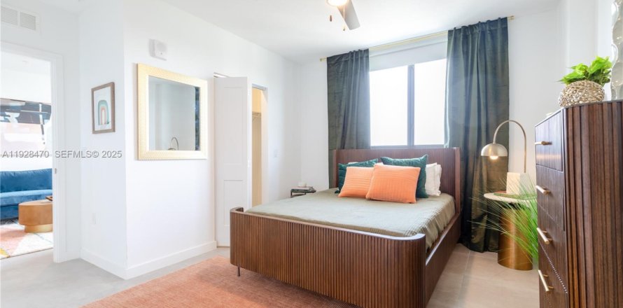 Villa ou maison à Miami, Floride 2 chambres № 1986942