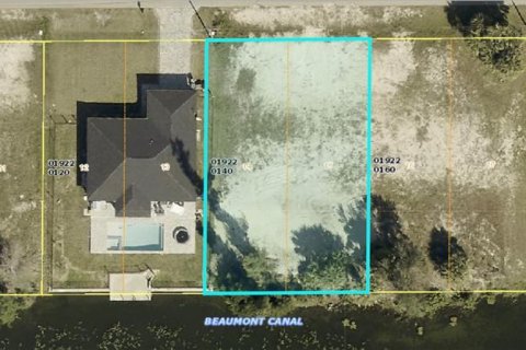 Land in Cape Coral, Florida № 1560003 - photo 2