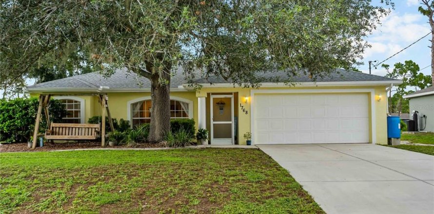 House in North Port, Florida 3 bedrooms, 114.55 sq.m. № 2156761