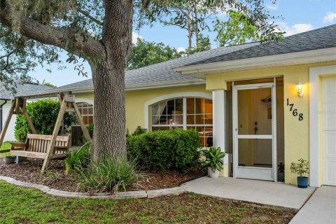 House in North Port, Florida 3 bedrooms, 114.55 sq.m. № 2156761 - photo 4