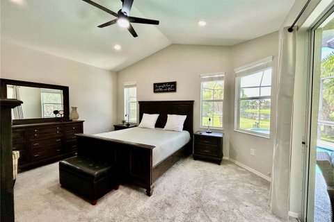 House in Bradenton, Florida 3 bedrooms, 167.5 sq.m. № 1823032 - photo 12