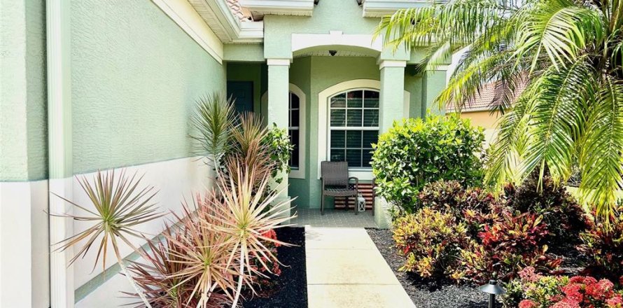 House in Bradenton, Florida 3 bedrooms, 167.5 sq.m. № 1823032