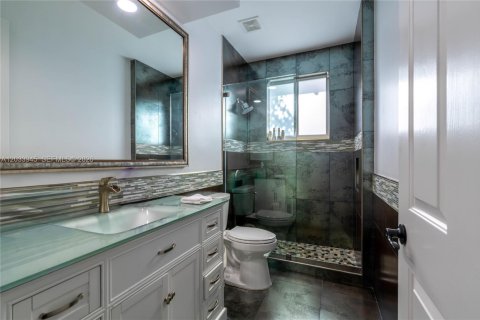 Villa ou maison à louer à Davie, Floride: 6 chambres, 430.6 m2 № 2252950 - photo 28