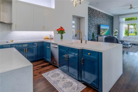 Villa ou maison à louer à Davie, Floride: 6 chambres, 430.6 m2 № 2252950 - photo 10