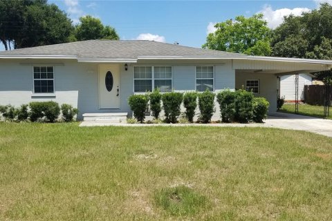 Villa ou maison à louer à Lakeland, Floride: 2 chambres, 83.61 m2 № 1912060 - photo 1