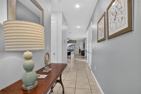 Villa ou maison à vendre à Kissimmee, Floride: 7 chambres, 328.22 m2 № 2360285 - photo 5