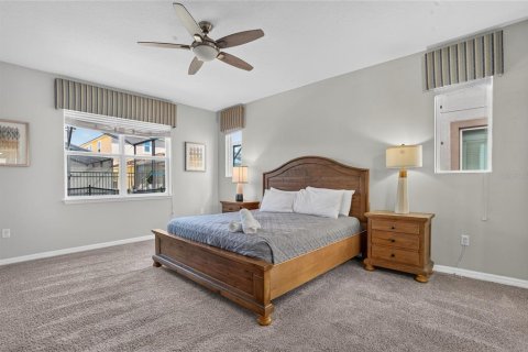Villa ou maison à vendre à Kissimmee, Floride: 7 chambres, 328.22 m2 № 2360285 - photo 24