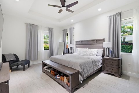 Villa ou maison à vendre à Miami, Floride: 4 chambres, 216.65 m2 № 2085516 - photo 22
