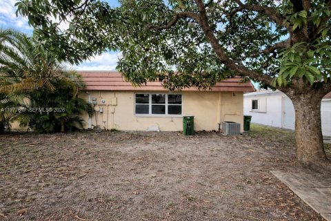 Appartement à louer à Tamarac, Floride: 2 chambres, 111.58 m2 № 2041726 - photo 17