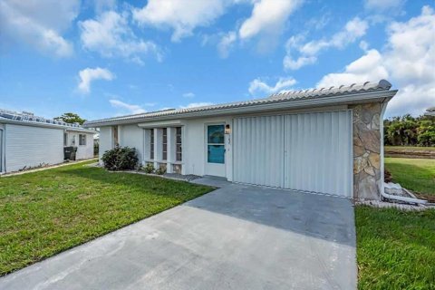 Villa ou maison à vendre à Venice, Floride: 2 chambres, 121.79 m2 № 1856637 - photo 3