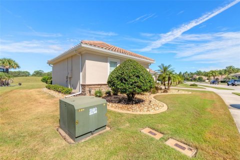 Villa ou maison à vendre à New Smyrna Beach, Floride: 3 chambres, 261.15 m2 № 2430498 - photo 25
