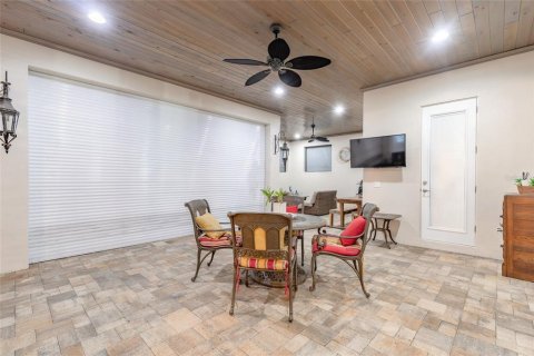 Villa ou maison à vendre à New Smyrna Beach, Floride: 3 chambres, 261.15 m2 № 2430498 - photo 15