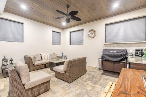 Villa ou maison à vendre à New Smyrna Beach, Floride: 3 chambres, 261.15 m2 № 2430498 - photo 13