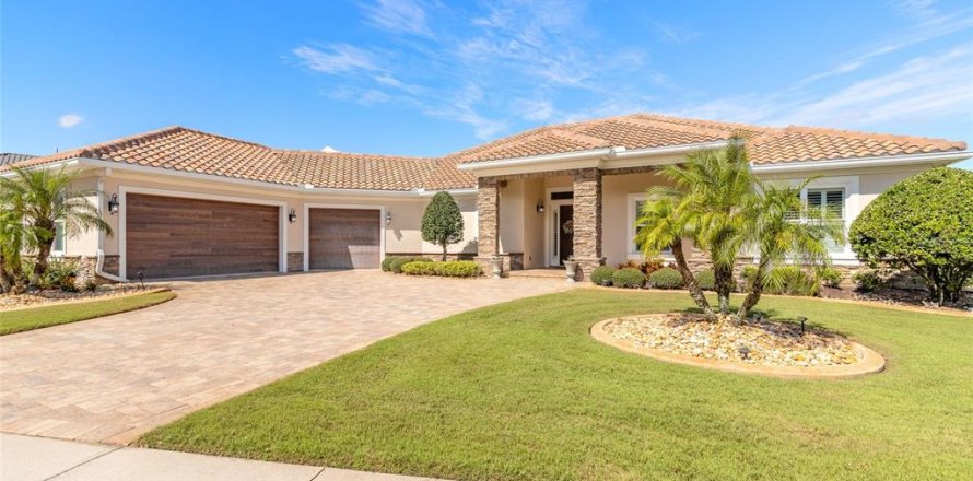 Villa ou maison à New Smyrna Beach, Floride 3 chambres, 261.15 m2 № 2430498