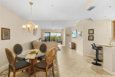 Copropriété à louer à Englewood, Floride: 3 chambres, 160.63 m2 № 2383764 - photo 5