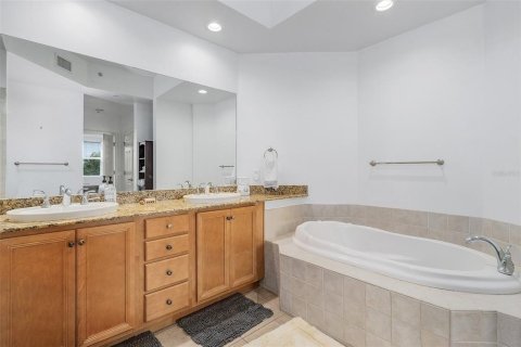 Copropriété à louer à Englewood, Floride: 3 chambres, 160.63 m2 № 2383764 - photo 19
