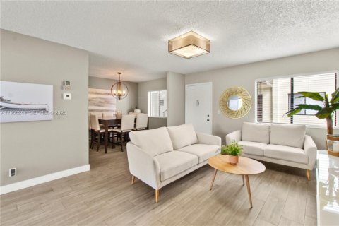 Купить кондоминиум в Делрей-Бич, Флорида 2 спальни, 97.55м2, № 2030661 - фото 7