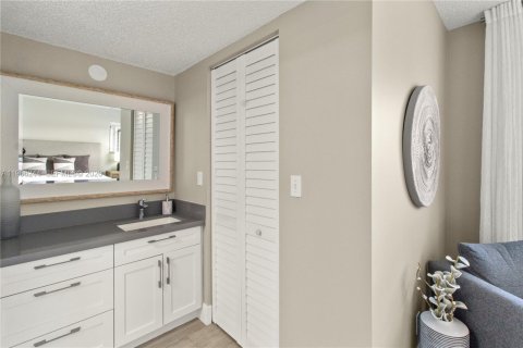 Купить кондоминиум в Делрей-Бич, Флорида 2 спальни, 97.55м2, № 2030661 - фото 21