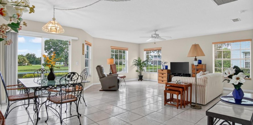Condo in Port St. Lucie, Florida, 2 bedrooms  № 2376192