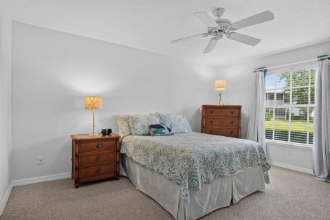 Condo in Port St. Lucie, Florida, 2 bedrooms  № 2376192 - photo 13