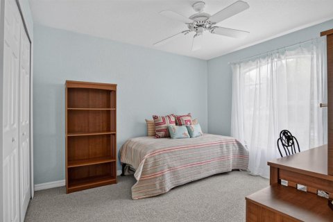 Condo in Port St. Lucie, Florida, 2 bedrooms  № 2376192 - photo 17