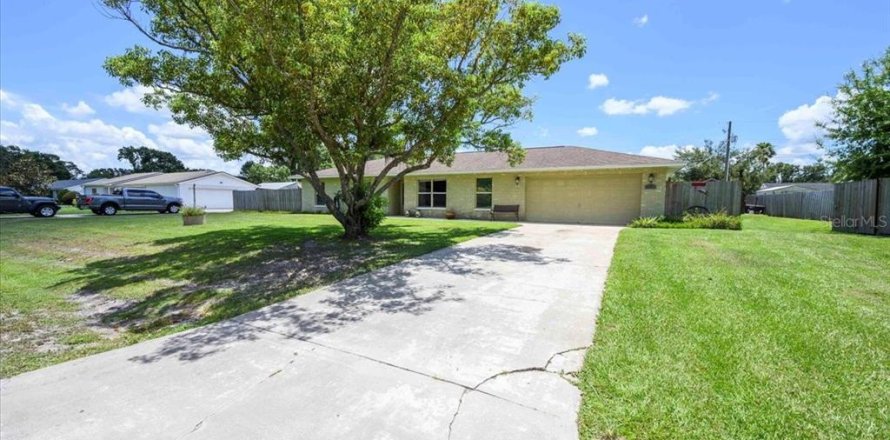 Villa ou maison à Mulberry, Floride 3 chambres, 123.37 m2 № 1849808