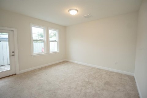 Touwnhouse à louer à Tampa, Floride: 4 chambres, 240.34 m2 № 2414040 - photo 8