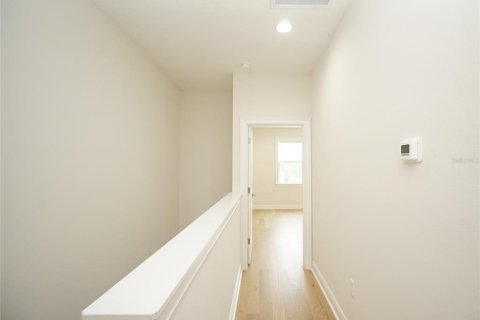 Touwnhouse à louer à Tampa, Floride: 4 chambres, 240.34 m2 № 2414040 - photo 23