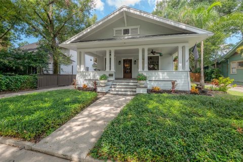 House in Tampa, Florida 3 bedrooms, 177.81 sq.m. № 1853304 - photo 2