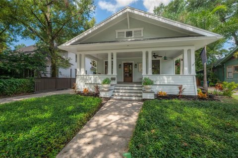 House in Tampa, Florida 3 bedrooms, 177.81 sq.m. № 1853304 - photo 5