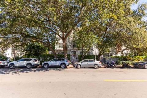 Снять в аренду кондоминиум в Майами-Бич, Флорида 2 спальни, 64.2м2, № 1969867 - фото 20