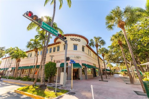 Снять в аренду кондоминиум в Майами-Бич, Флорида 2 спальни, 64.2м2, № 1969867 - фото 21