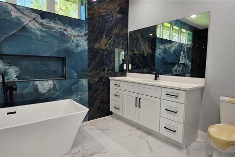 Villa ou maison à vendre à Eustis, Floride: 4 chambres, 247.12 m2 № 1916012 - photo 28