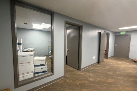 Immobilier commercial à louer à Altamonte Springs, Floride: 1236.34 m2 № 2398878 - photo 4
