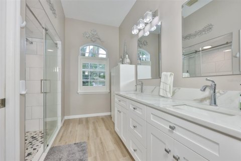 Villa ou maison à vendre à Land O' Lakes, Floride: 4 chambres, 246.93 m2 № 2195630 - photo 22