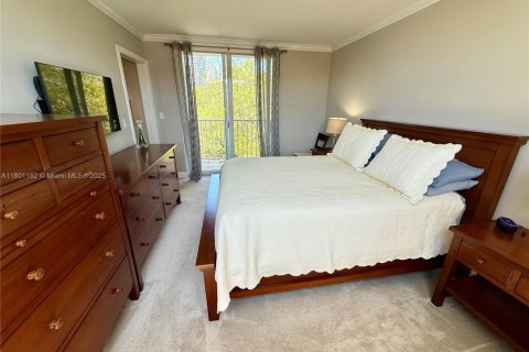 Condominio en venta en North Miami Beach, Florida, 1 dormitorio, 66.89 m2 № 2055336 - foto 10