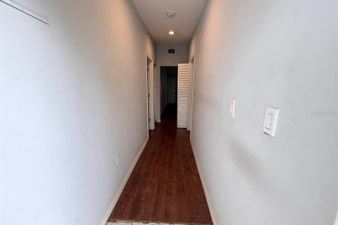 Villa ou maison à vendre à Tampa, Floride: 2 chambres, 98.66 m2 № 2156924 - photo 11
