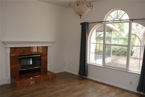 House in Oviedo, Florida 5 bedrooms, 229 sq.m. № 2100337 - photo 8