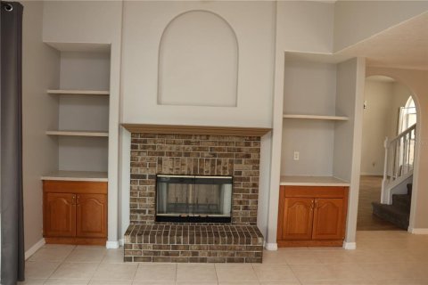 House in Oviedo, Florida 5 bedrooms, 229 sq.m. № 2100337 - photo 7
