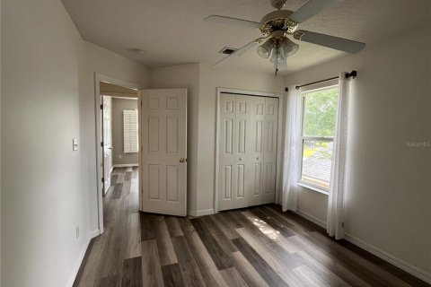 House in Oviedo, Florida 5 bedrooms, 229 sq.m. № 2100337 - photo 14