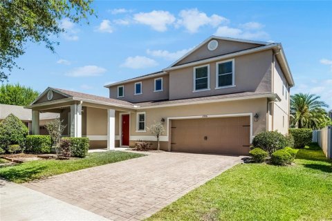 House in Orlando, Florida 4 bedrooms, 268.02 sq.m. № 1586805 - photo 1