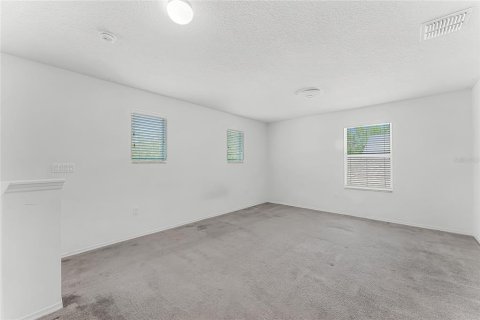 House in Orlando, Florida 4 bedrooms, 268.02 sq.m. № 1586805 - photo 21