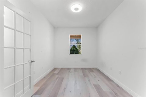 House in Orlando, Florida 4 bedrooms, 268.02 sq.m. № 1586805 - photo 6
