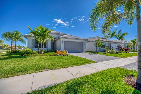 Villa ou maison à vendre à Port St. Lucie, Floride: 2 chambres, 125.88 m2 № 2082404 - photo 3