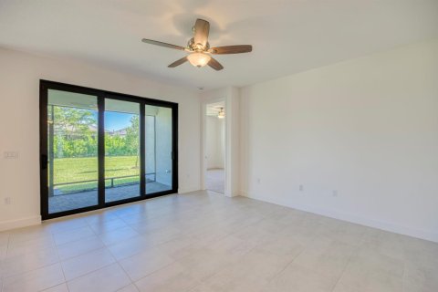 Villa ou maison à vendre à Port St. Lucie, Floride: 2 chambres, 125.88 m2 № 2082404 - photo 5