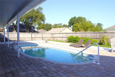 House in Brandon, Florida 3 bedrooms, 164.72 sq.m. № 2236246 - photo 21